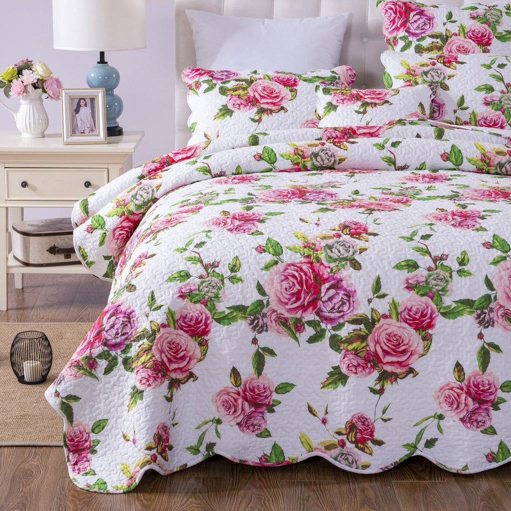 Bedding Pink Floral Quilt Set